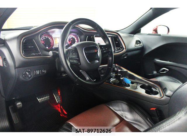 Dodge CHALLENGER 2018-03 7326796-8