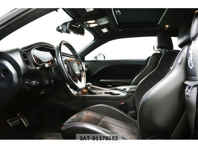 Dodge CHALLENGER 2018-09 7326797-9