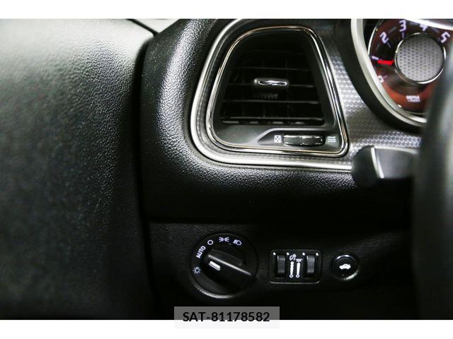Dodge CHALLENGER 2018-09 7326797-17