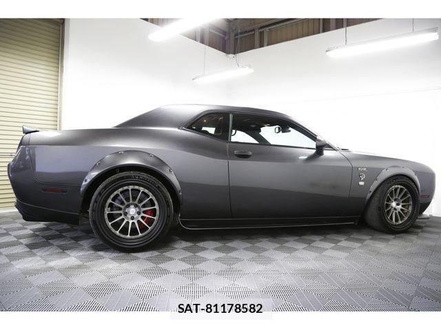 Dodge CHALLENGER 2018-09 7326797-3