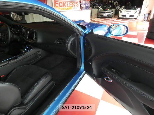 Dodge CHALLENGER 2019-03 7391986-14