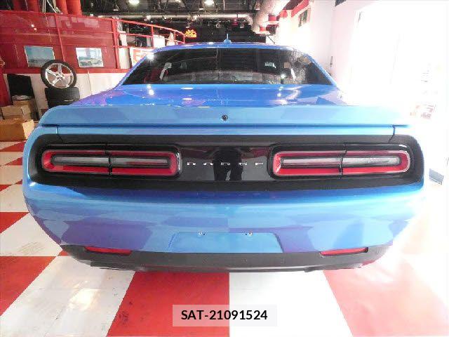 Dodge CHALLENGER 2019-03 7391986-7