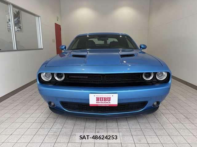 Dodge CHALLENGER 2018-01 7454058-11