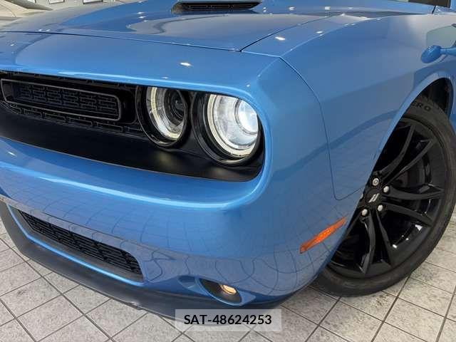 Dodge CHALLENGER 2018-01 7454058-19