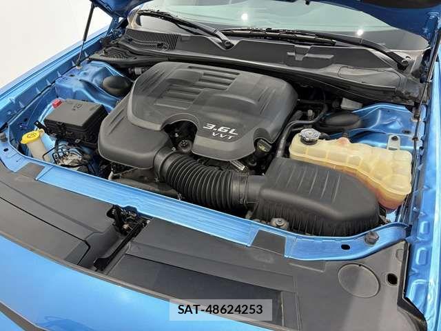 Dodge CHALLENGER 2018-01 7454058-8