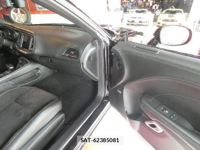 Dodge CHALLENGER 2021-06 7616284-14