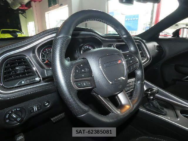 Dodge CHALLENGER 2021-06 7616284-19