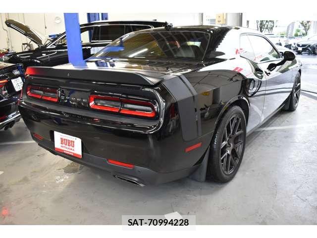 Dodge CHALLENGER 2021-07 8035311-3