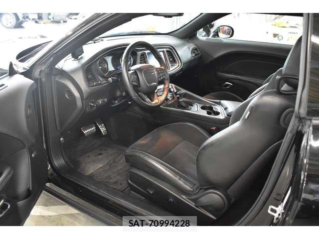 Dodge CHALLENGER 2021-07 8035311-8
