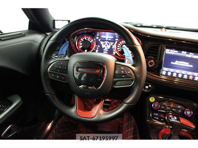 Dodge CHALLENGER 2020-11 8245083-12