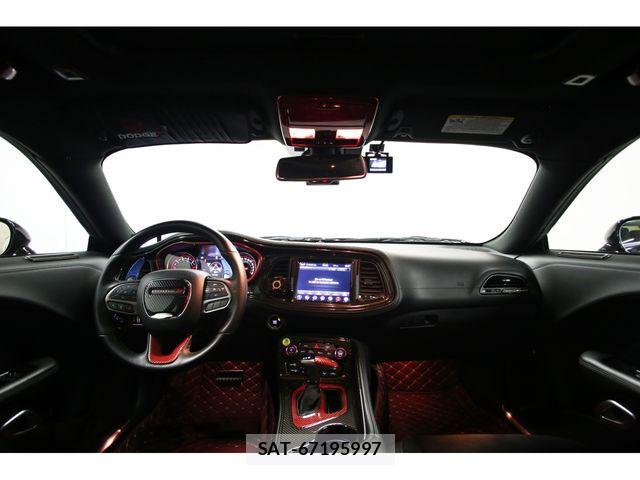Dodge CHALLENGER 2020-11 8245083-8