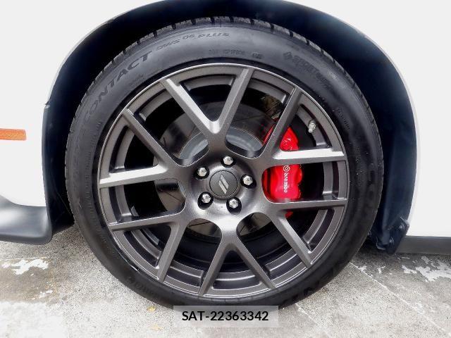Dodge CHALLENGER 2020-04 8666070-7