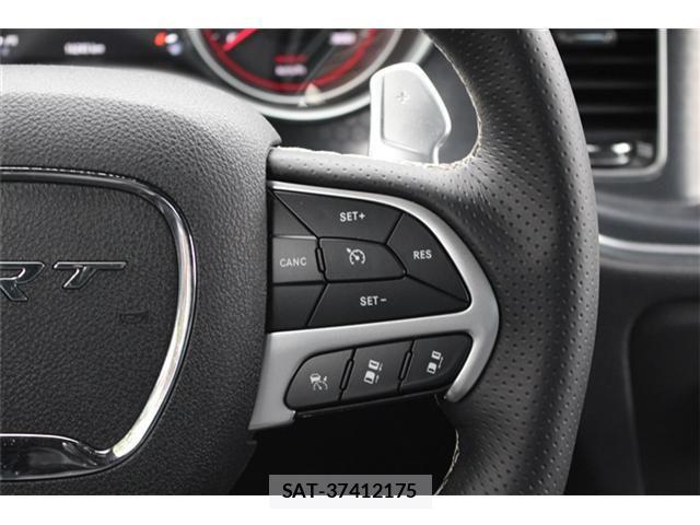 Dodge CHARGER 2019-05 7058339-11