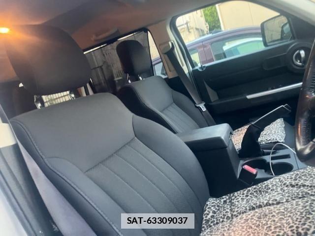 Dodge NITRO 2011-07 7058341-14