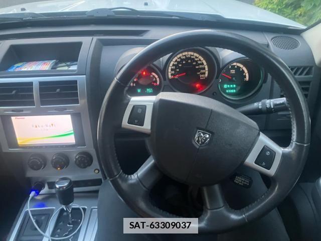 Dodge NITRO 2011-07 7058341-15