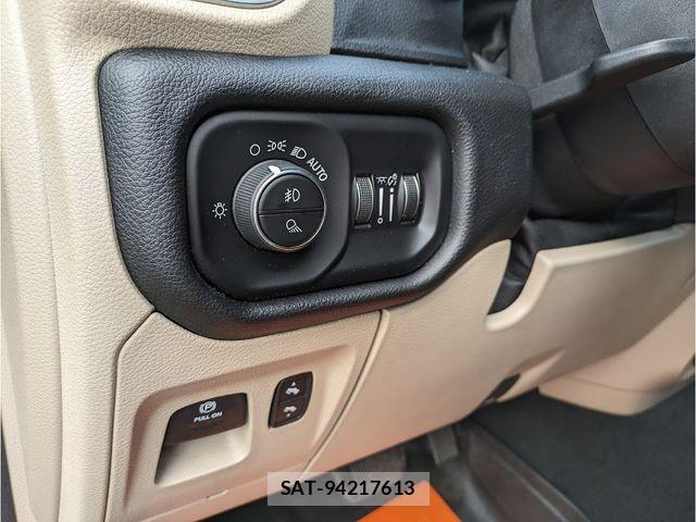 Dodge RAM 2019-01 2208274-6