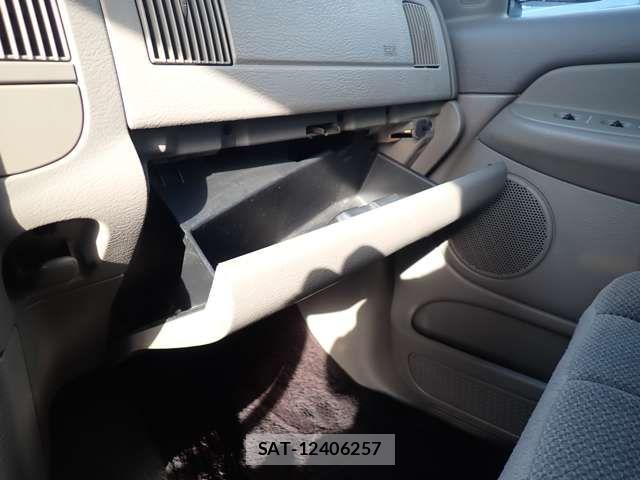 Dodge RAM 2003-01 3372352-11