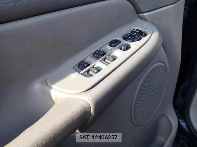 Dodge RAM 2003-01 3372352-12