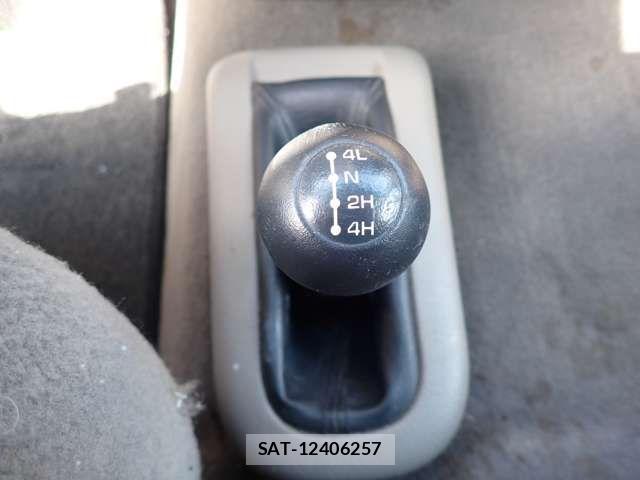 Dodge RAM 2003-01 3372352-14