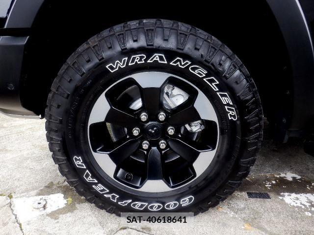 Dodge RAM 2022-04 8098959-6