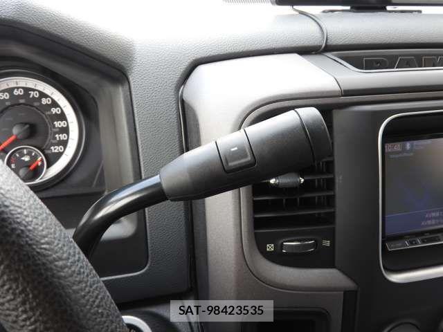 Dodge RAM 2014-10 8658816-9