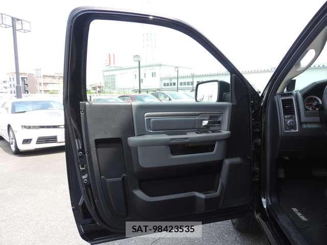 Dodge RAM 2014-10 8658816-10