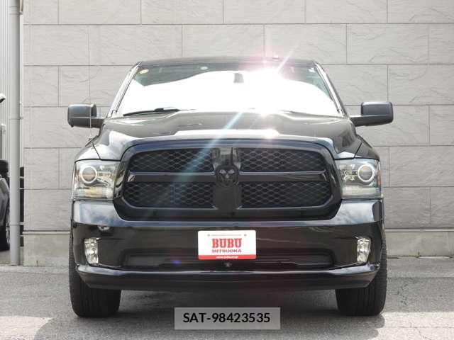 Dodge RAM 2014-10 8658816-1