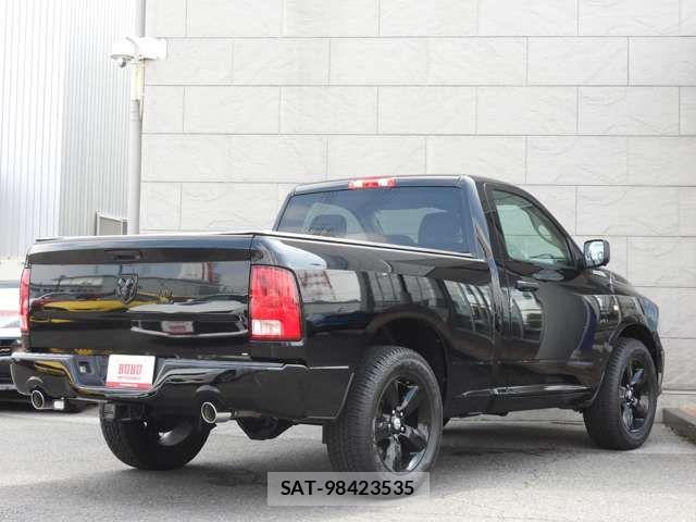 Dodge RAM 2014-10 8658816-2