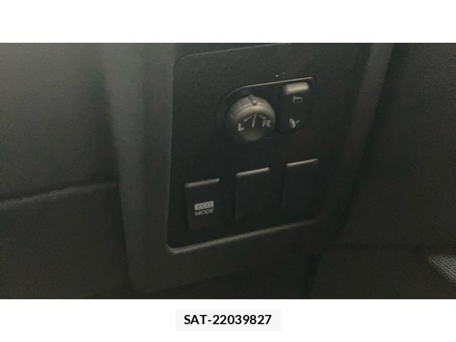 Nissan DUALIS 2010-09 7217733-18