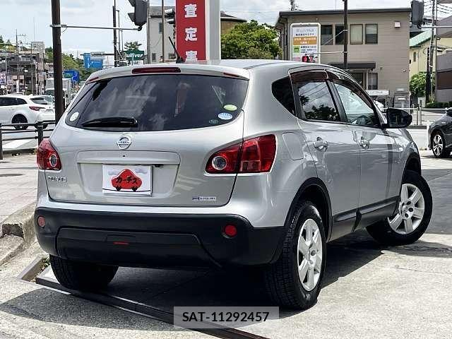 Nissan DUALIS 2009-05 7217734-2