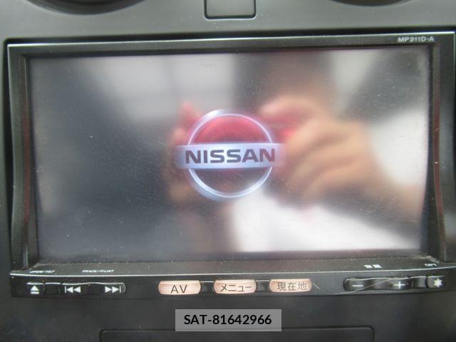 Nissan DUALIS 2012-03 8365666-15