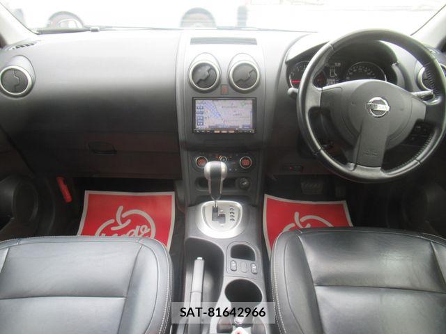 Nissan DUALIS 2012-03 8365666-1