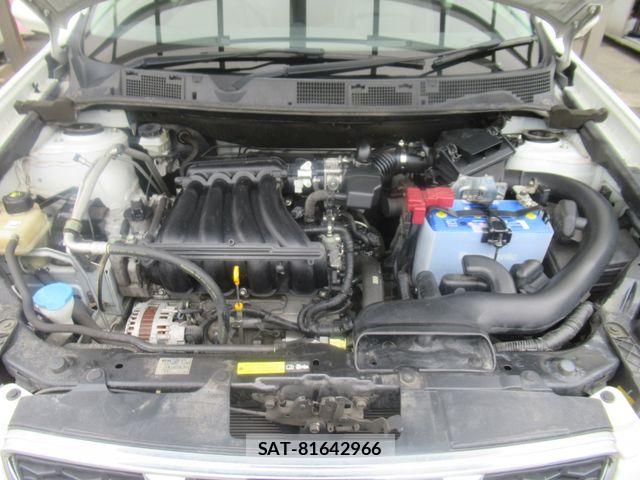 Nissan DUALIS 2012-03 8365666-27
