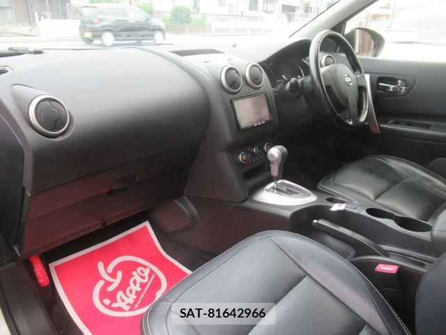 Nissan DUALIS 2012-03 8365666-5