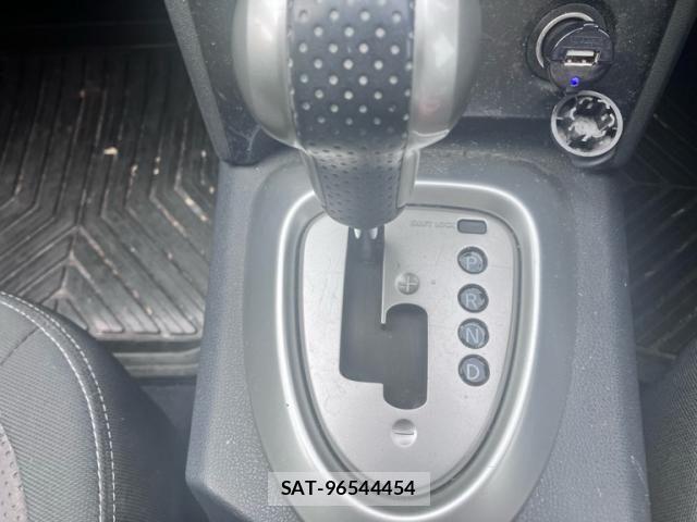 Nissan DUALIS 2009-02 8412112-21