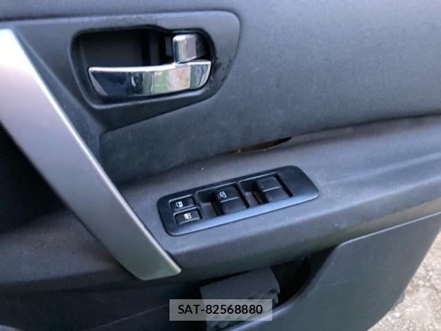 Nissan DUALIS 2013-07 8412113-11