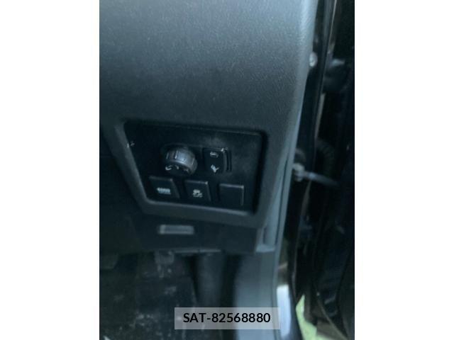 Nissan DUALIS 2013-07 8412113-12