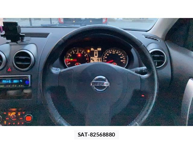 Nissan DUALIS 2013-07 8412113-14