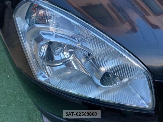 Nissan DUALIS 2013-07 8412113-4