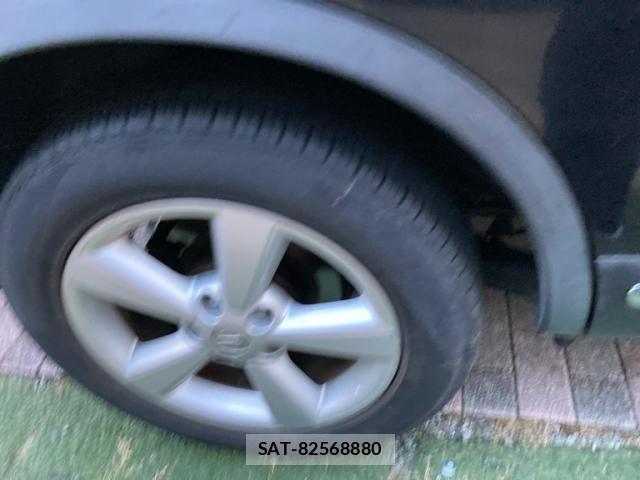 Nissan DUALIS 2013-07 8412113-6