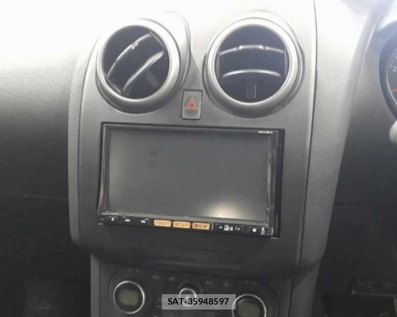 Nissan DUALIS 2013-04 8655035-9