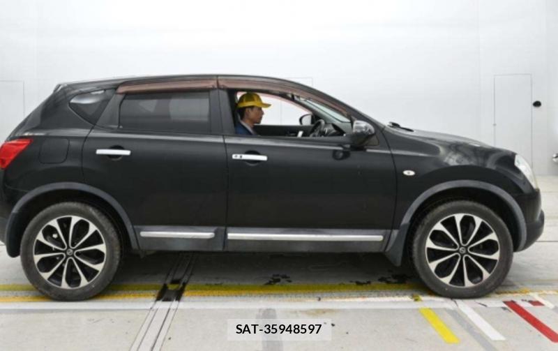 Nissan DUALIS 2013-04 8655035-1