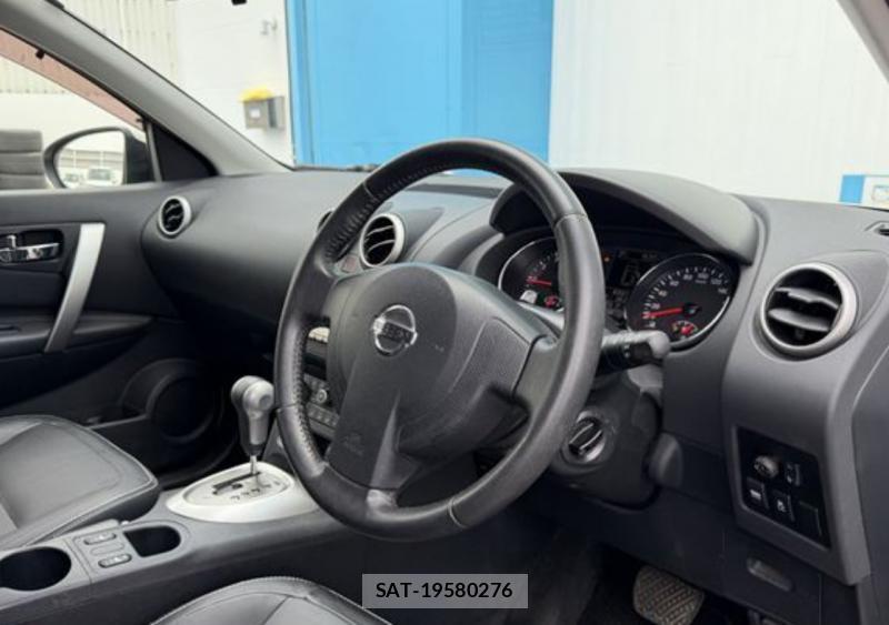 Nissan DUALIS 2013-07 8654875-9