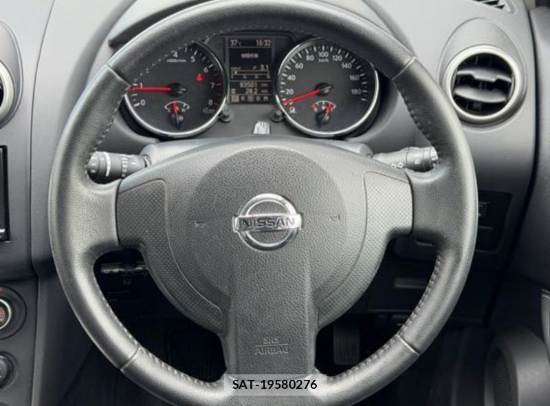 Nissan DUALIS 2013-07 8654875-12