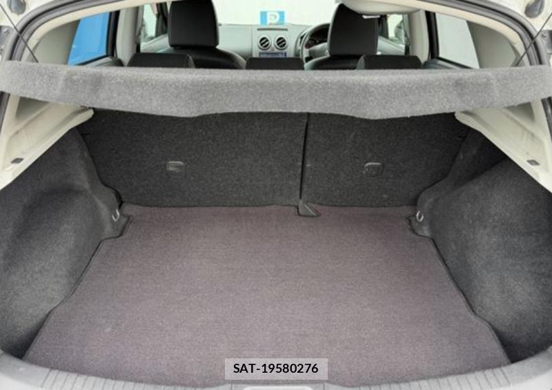 Nissan DUALIS 2013-07 8654875-18