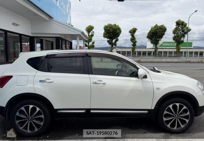 Nissan DUALIS 2013-07 8654875-1