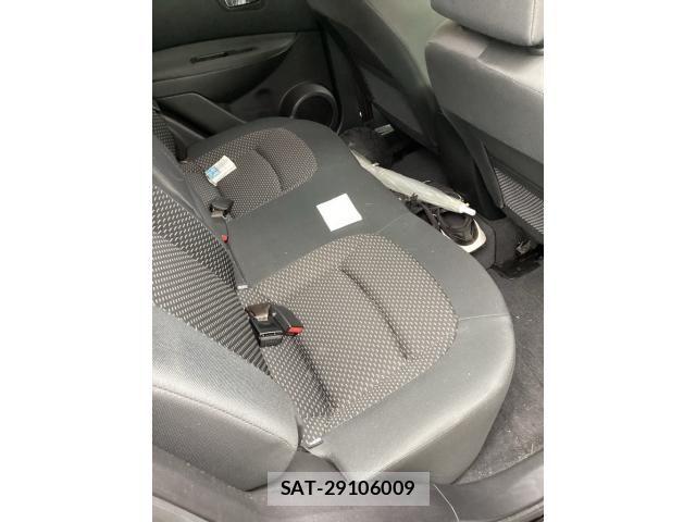 Nissan DUALIS 2014-02 8658817-12