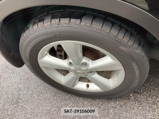 Nissan DUALIS 2014-02 8658817-5