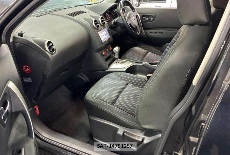 Nissan DUALIS 2012-07 8766121-6