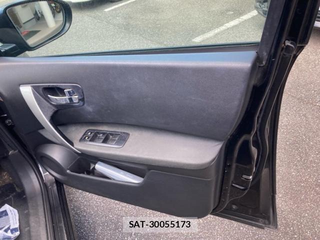 Nissan DUALIS 2008-01 8795827-9